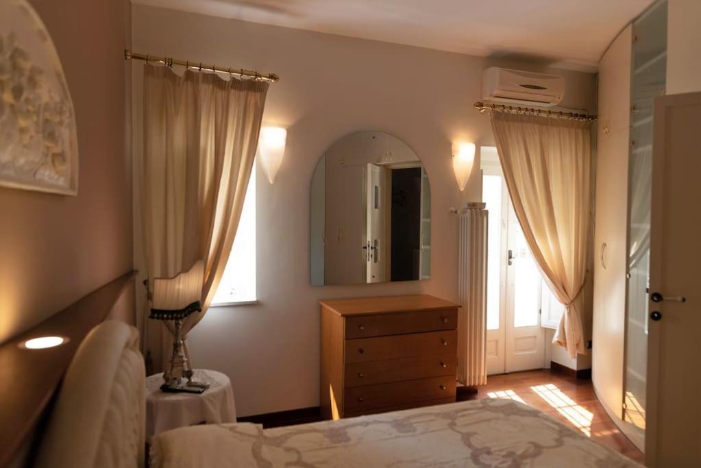 Appartement Ercole Luxury Flat à Sessa Aurunca Extérieur photo