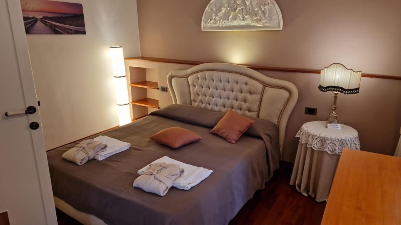 Appartement Ercole Luxury Flat à Sessa Aurunca Extérieur photo